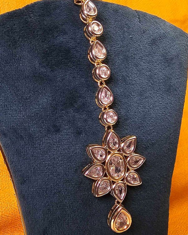 SHEEN - Image 3