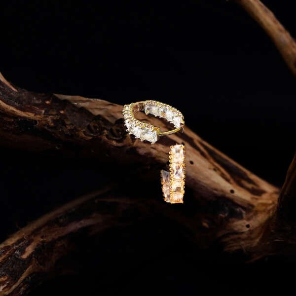 SIMPLY YOURS - Image 4