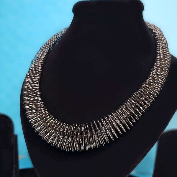 CHROME AFFAIR - Image 4