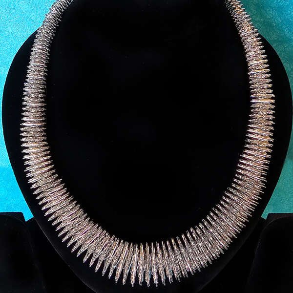 SILVER AFFAIR - Image 5