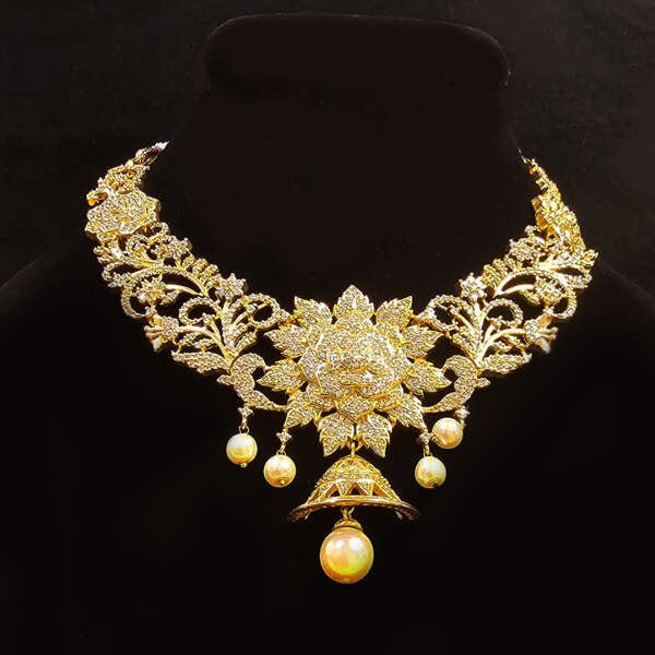 MENAKA