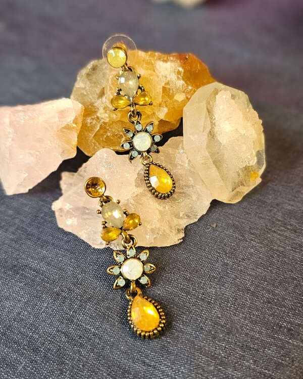 MOLTEN GOLD