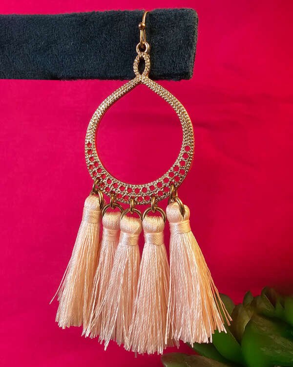 THREADS OF LOVE - Image 3