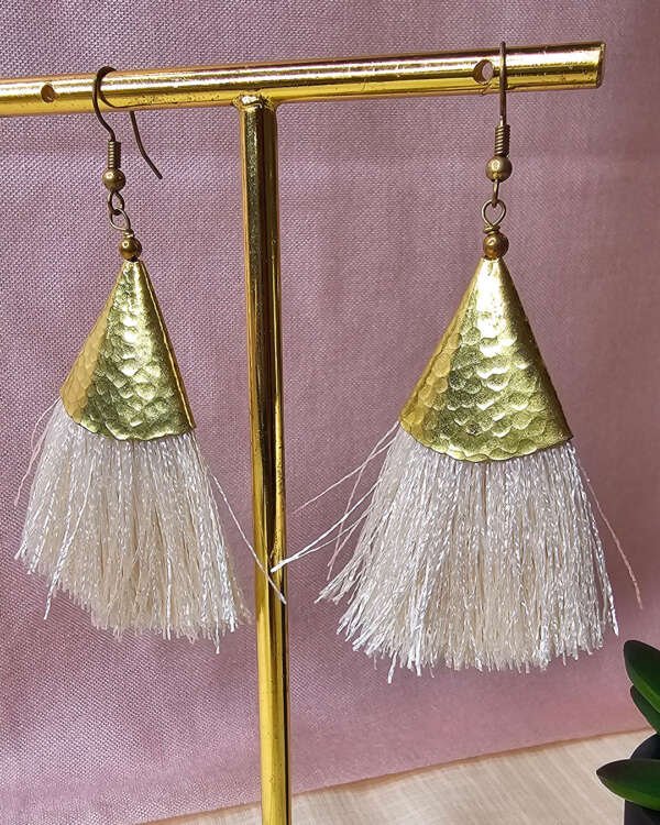 WHITE WILLOW - Image 2