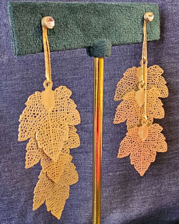 MAPLE LEAVES - Image 3