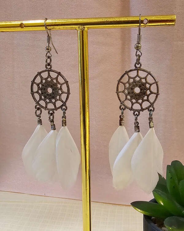 IVORY WINGS