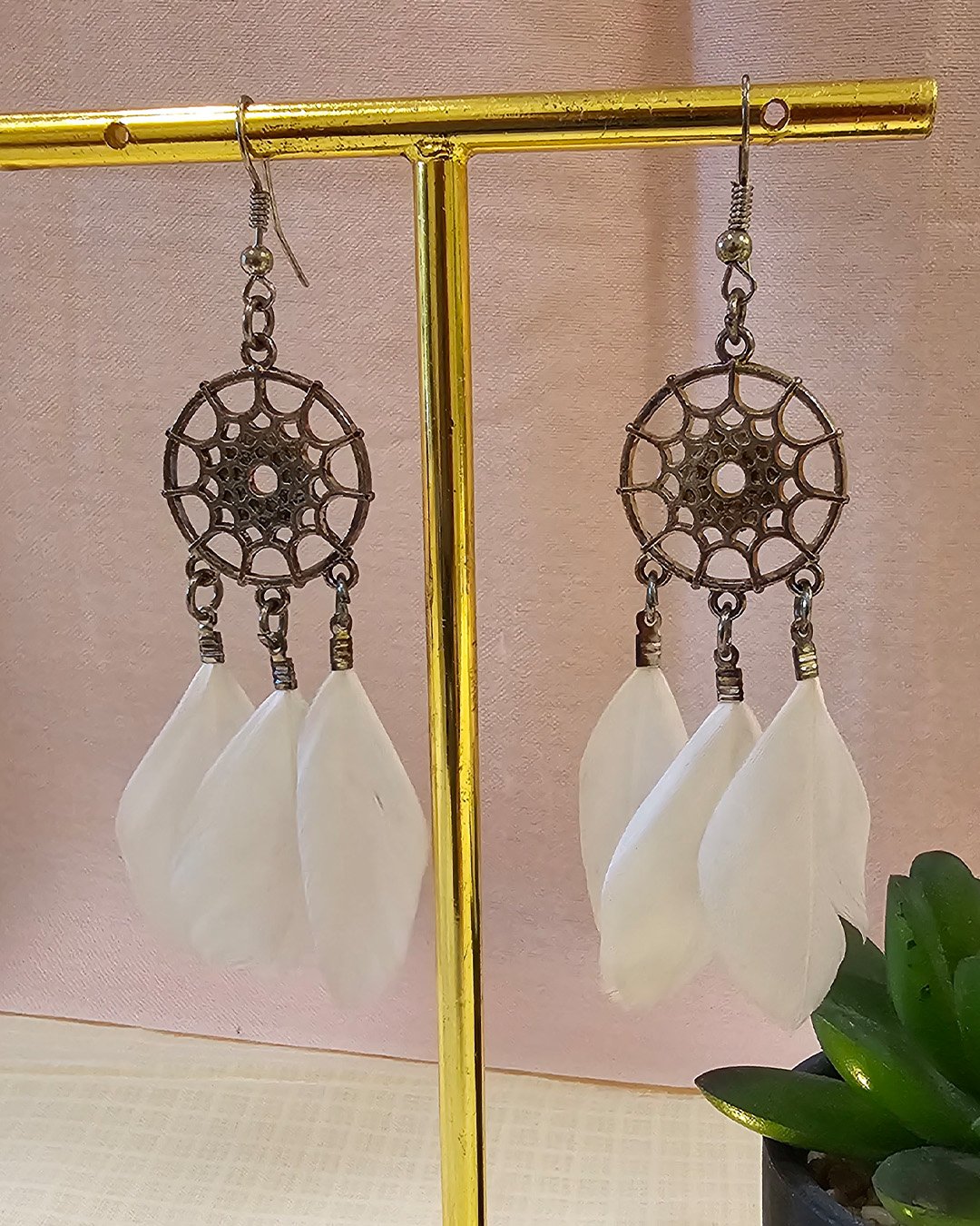 IVORY WINGS