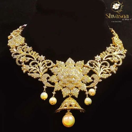 Read more about the article Top 5 Tips to Buy Diamond Necklaces Online Safely